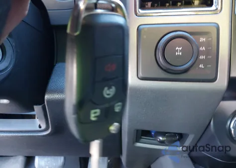 2017 Ford F-150 Raptor z USA, uszkodzony, nr VIN 1FTFW1RG0HFA66524